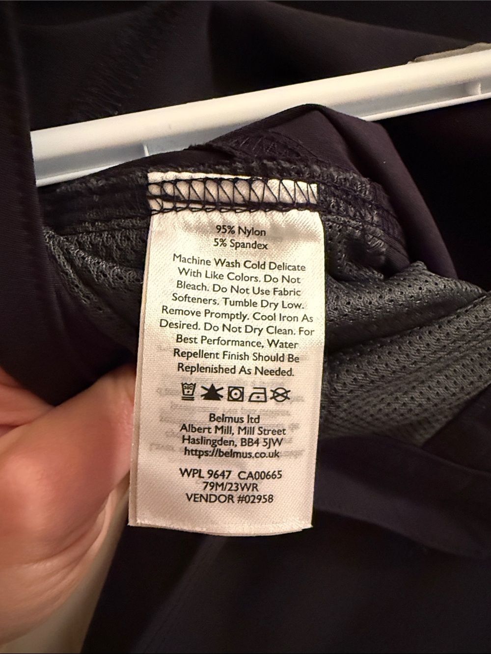 Eddie Bauer Black Women's Performance Shorts rainier short - Picture 8 of 10